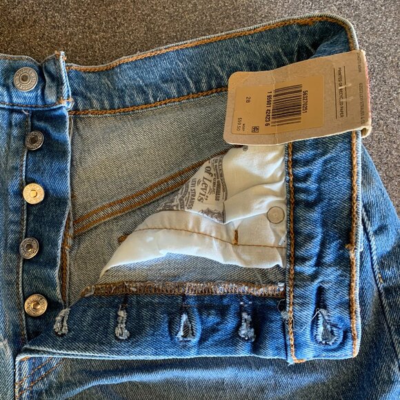 Levi's 501 High Rise Shorts - Picture 9 of 12